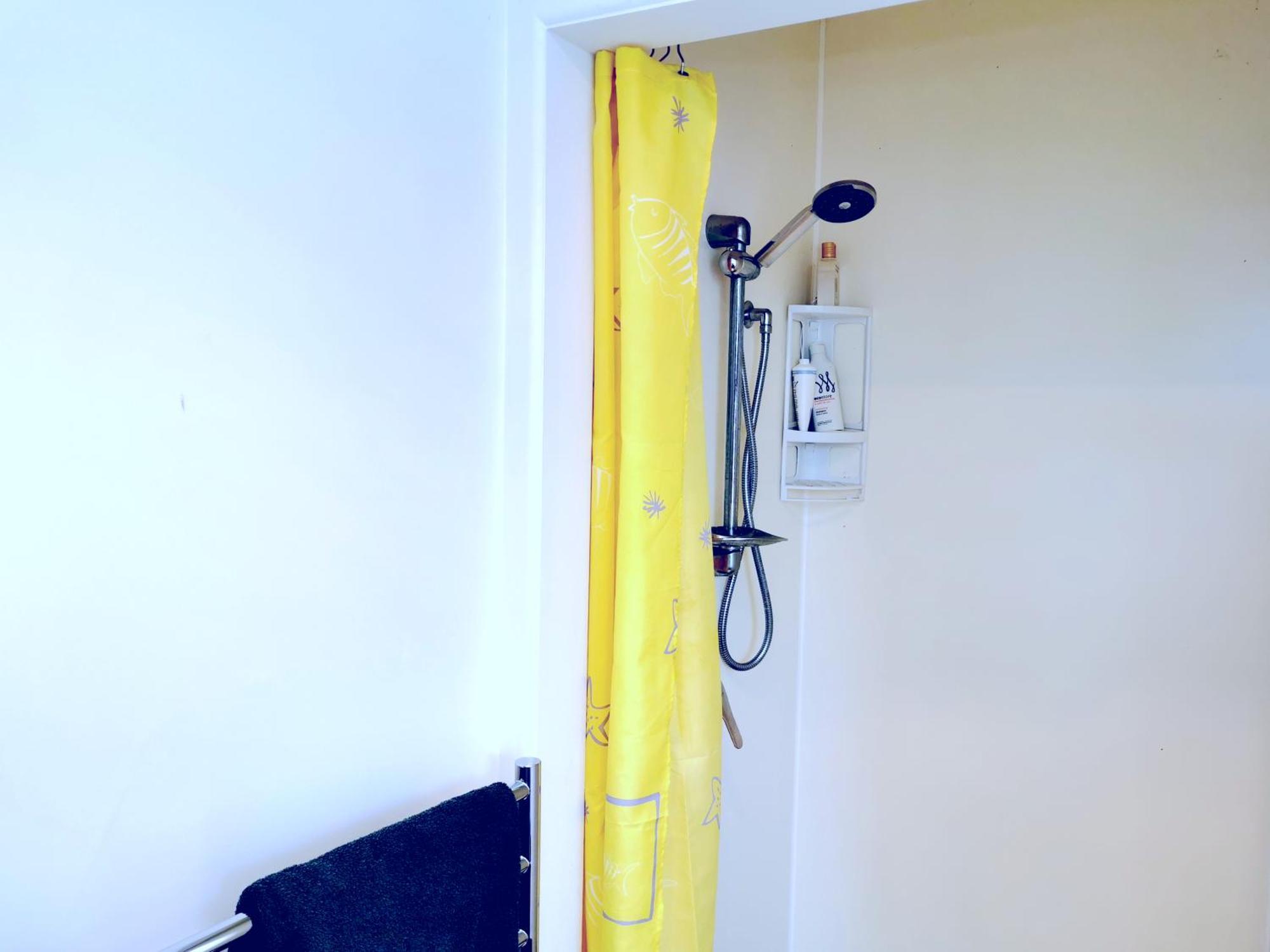 Separate Entry Guest Room With Private Bathroom In Forrest Hill Окленд Экстерьер фото